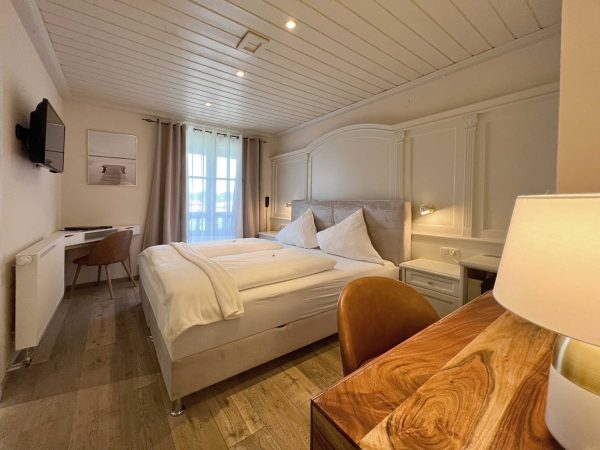 Doppelzimmer mit Balkon
