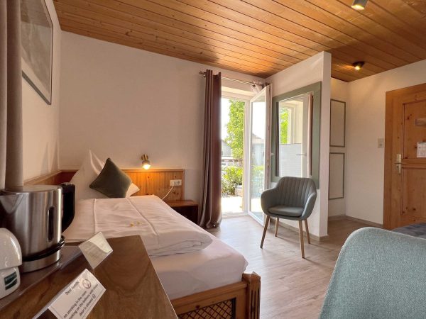 Schlossblick-Zimmer-122-11 web